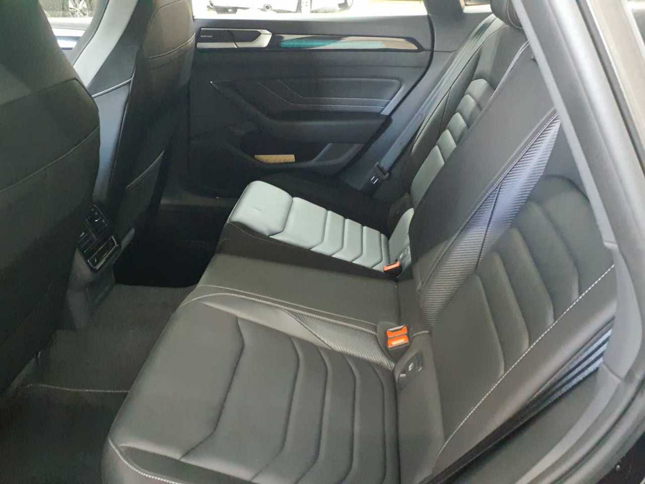 Vw Arteon Shooting Brake 2.0 TDI SCR 4Motion DSG R-Line 13
