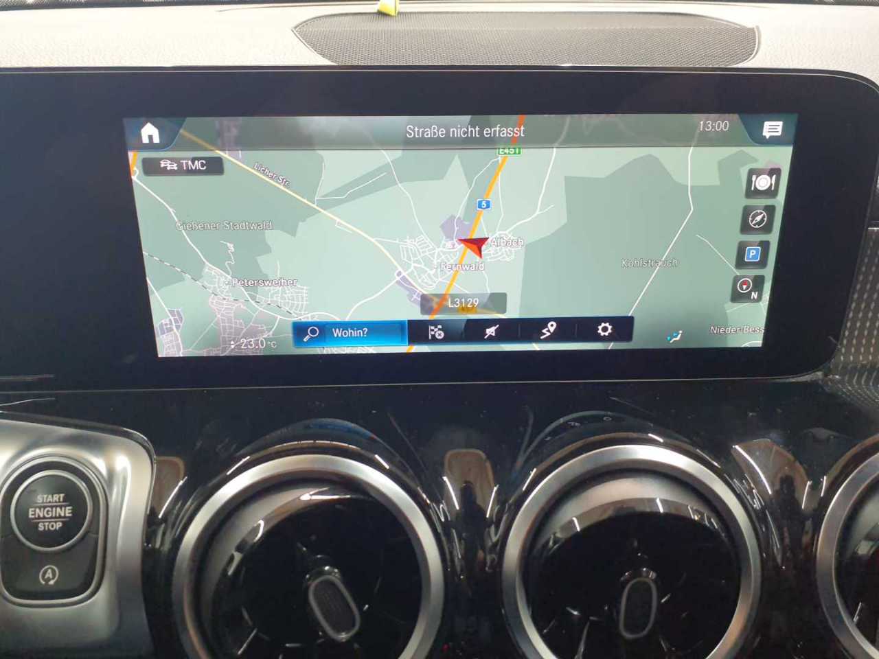 Mercedes-Benz GLB 220 d 4Matic 8G-DCT Progressive 12