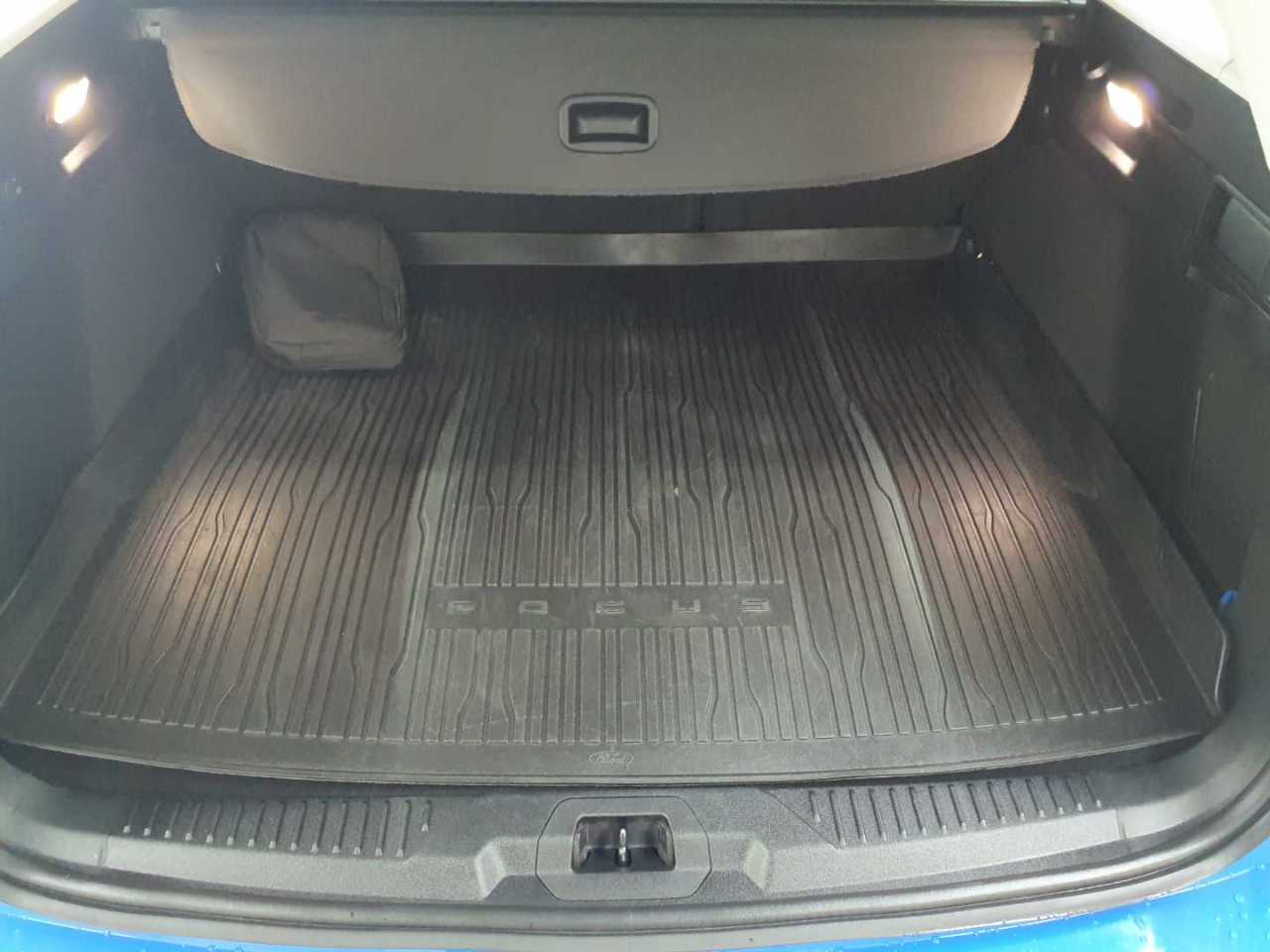 Ford Focus Turnier 1.5 EcoBlue Start-Stopp-System COOL&CONNECT 15