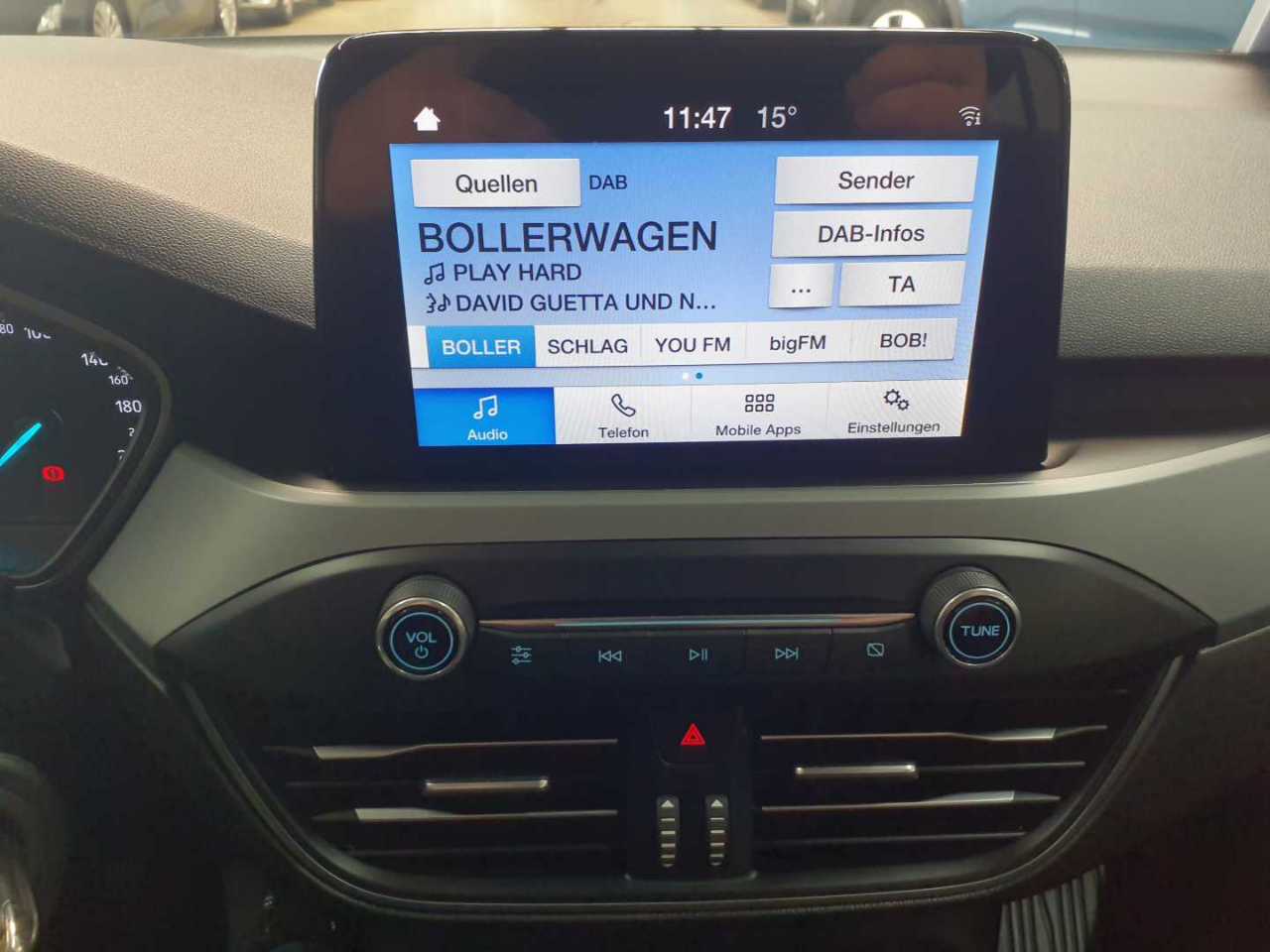 Ford Focus Turnier 1.5 EcoBlue Start-Stopp-System COOL&CONNECT 12