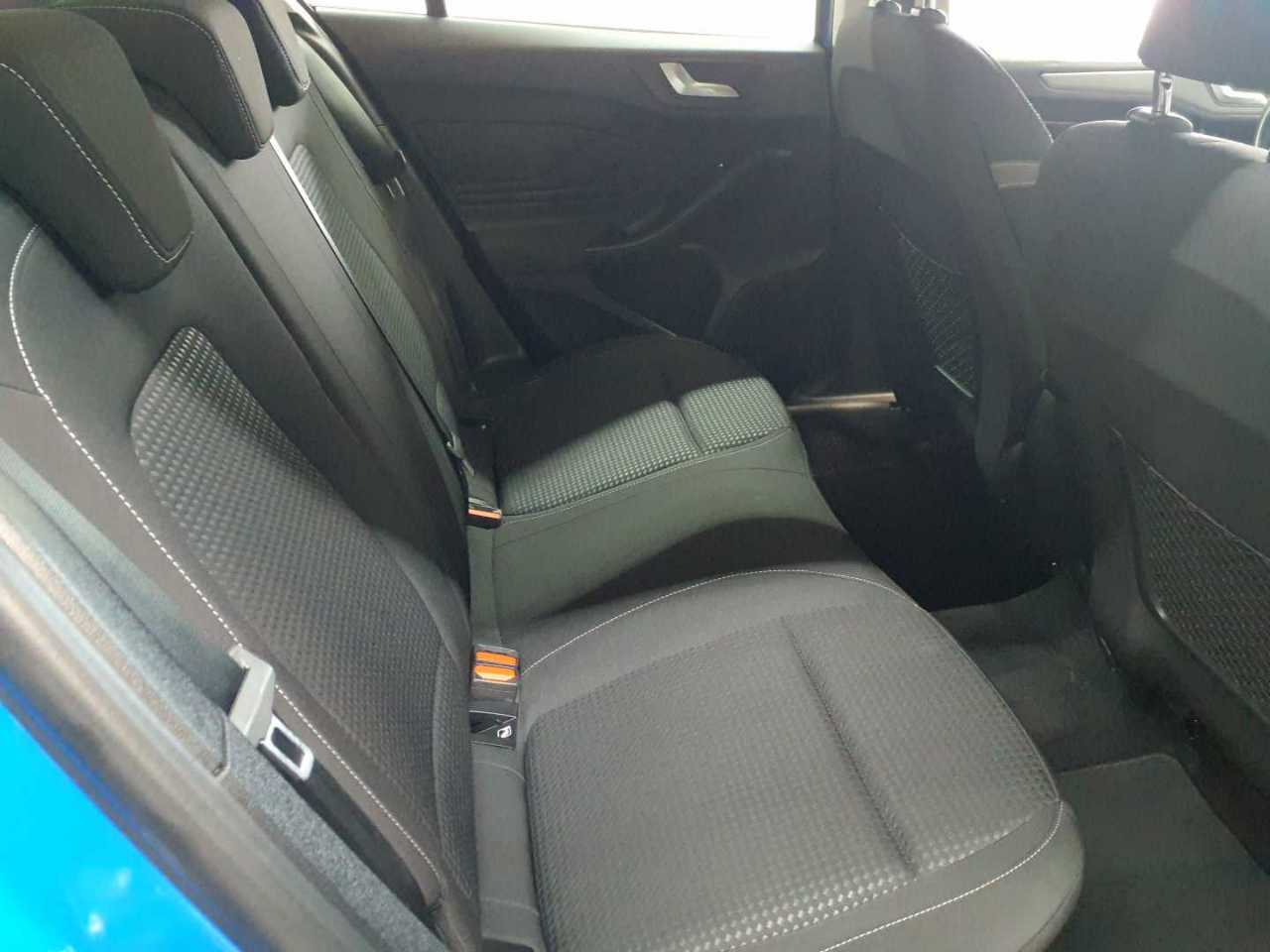 Ford Focus Turnier 1.5 EcoBlue Start-Stopp-System COOL&CONNECT 14