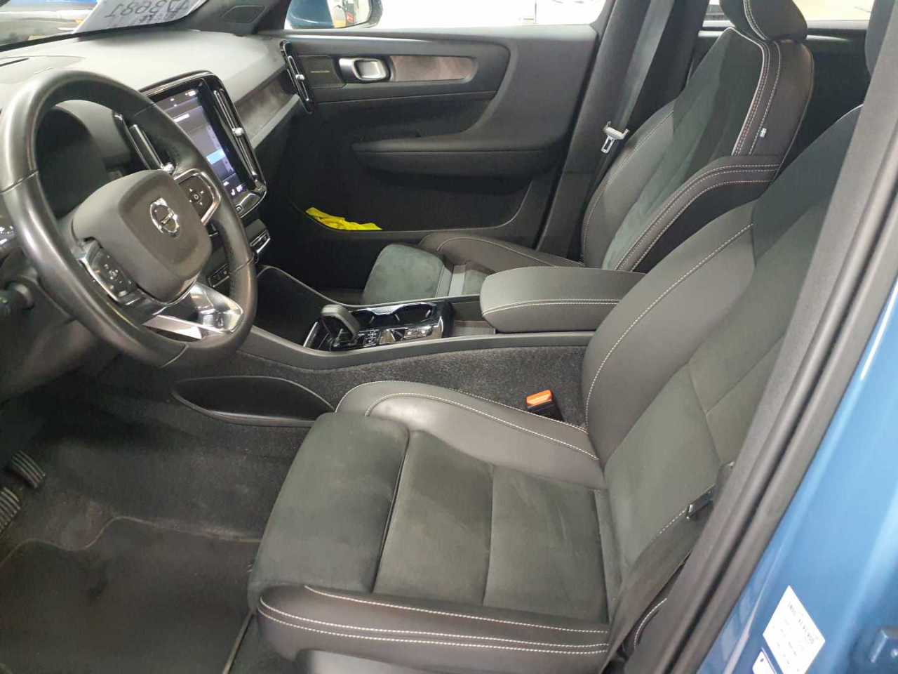 Volvo XC40 T4 Recharge DKG Plus Bright 7