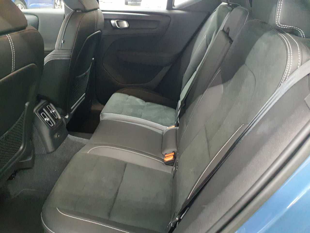 Volvo XC40 T4 Recharge DKG Plus Bright 13