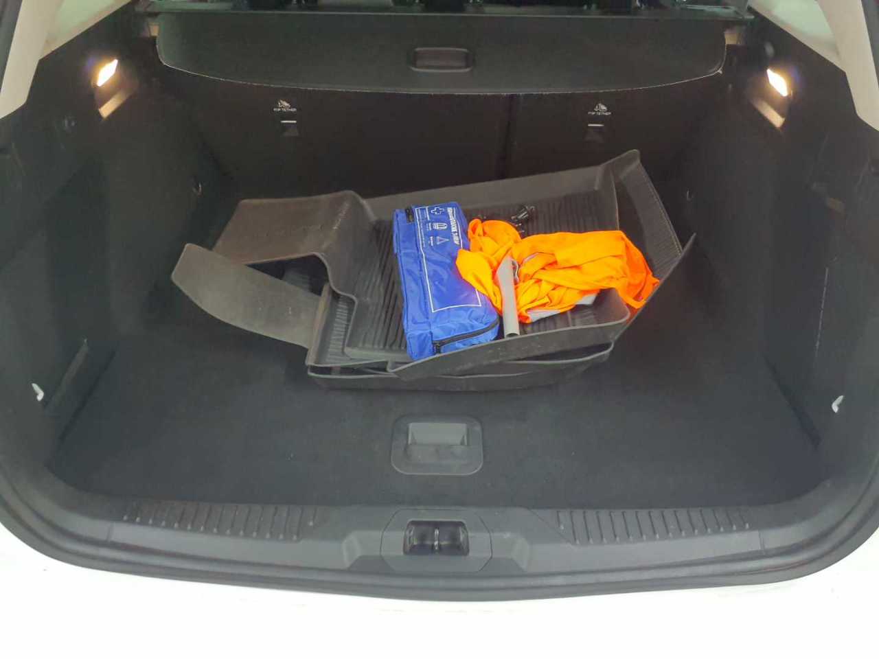 Ford Focus Turnier 1.5 EcoBlue Start-Stopp-System Aut. TITANIUM 14