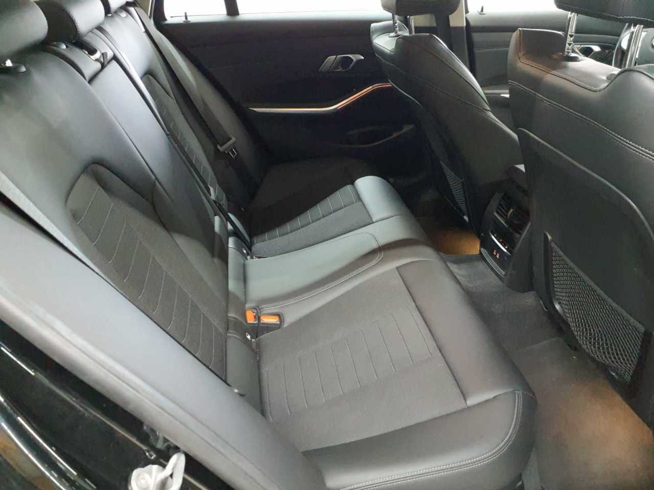 BMW 320d Touring xDrive Aut. Sport Line 14