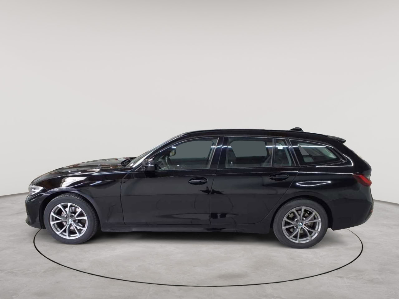 BMW 320d Touring xDrive Aut. Sport Line 6