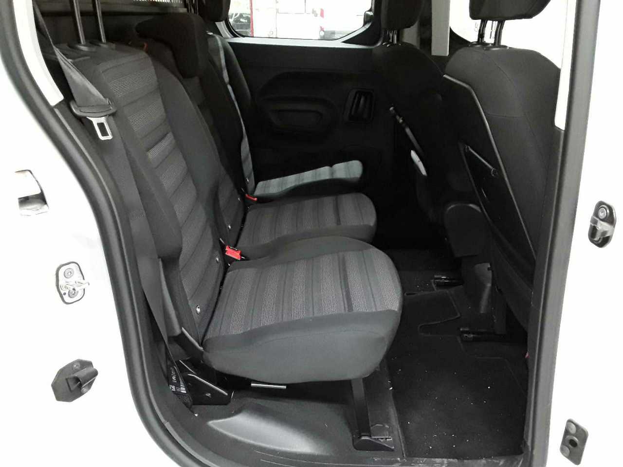 Opel Combo Life 1.2 Turbo Start/Stop Edition 14