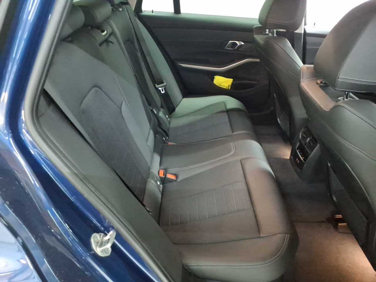 BMW 318d Touring Aut. 14