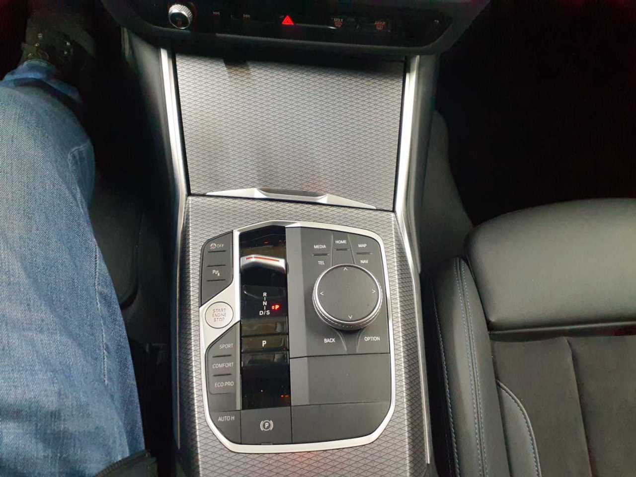 BMW 320d Touring Aut. 10