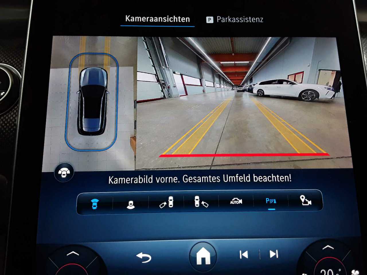 Mercedes-Benz C 300 d T 9G-TRONIC AMG Line Advanced 16