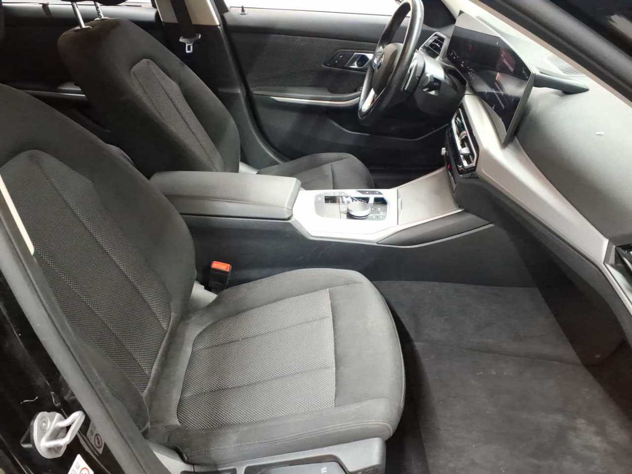 BMW 318d Touring Aut. 8