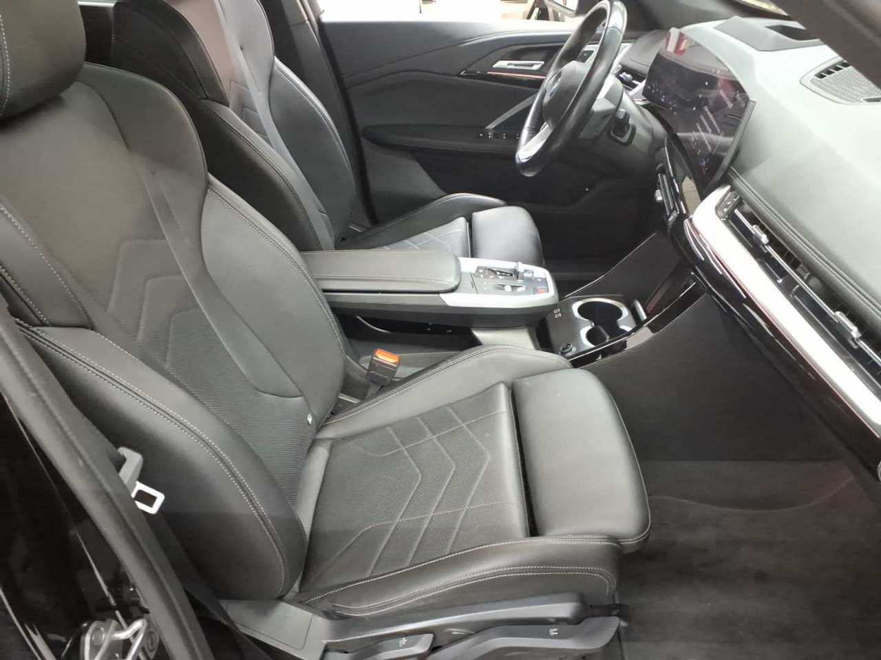 Bmw iX1 xDrive30 xLine 8