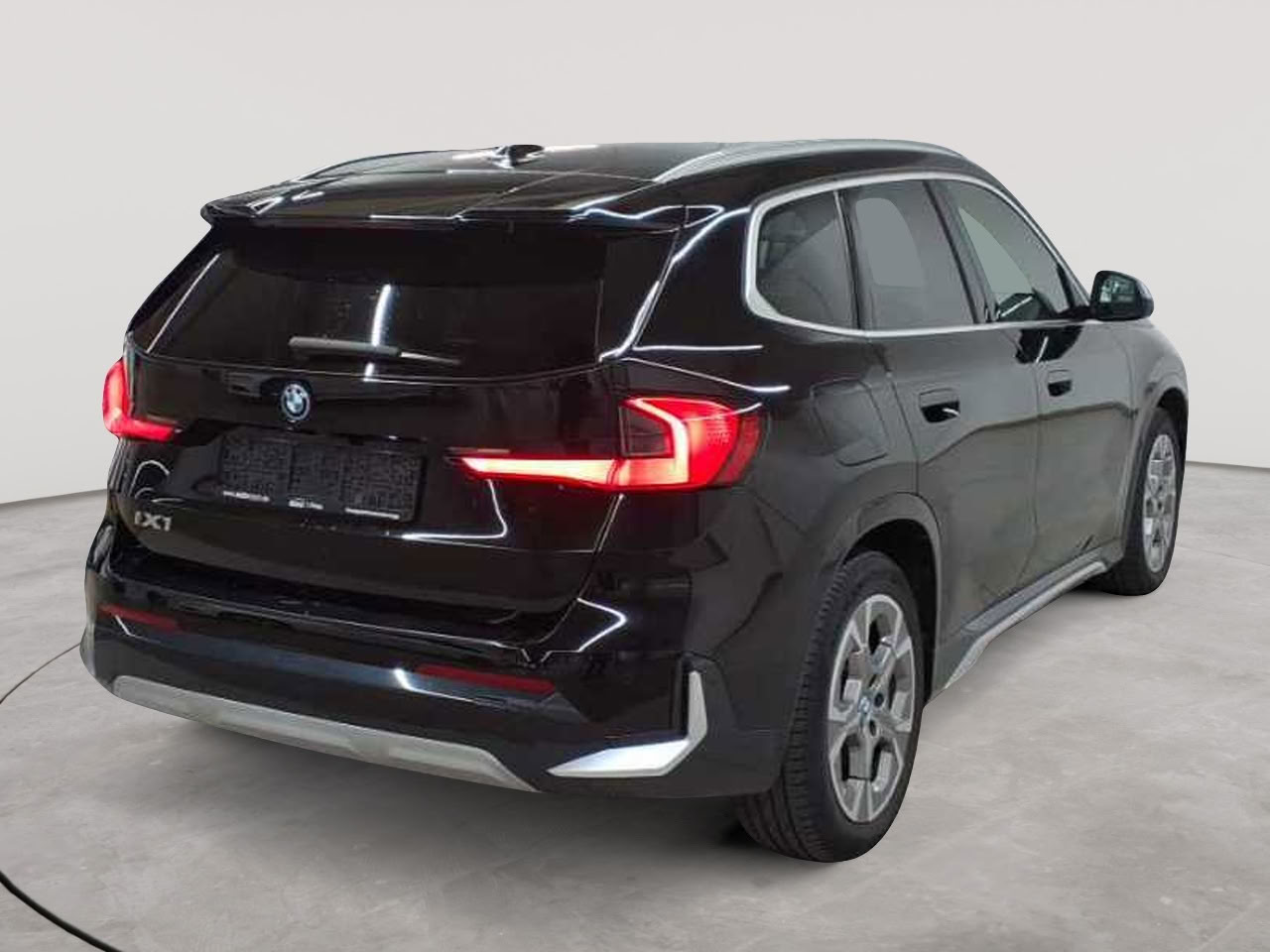 Bmw iX1 xDrive30 xLine 4