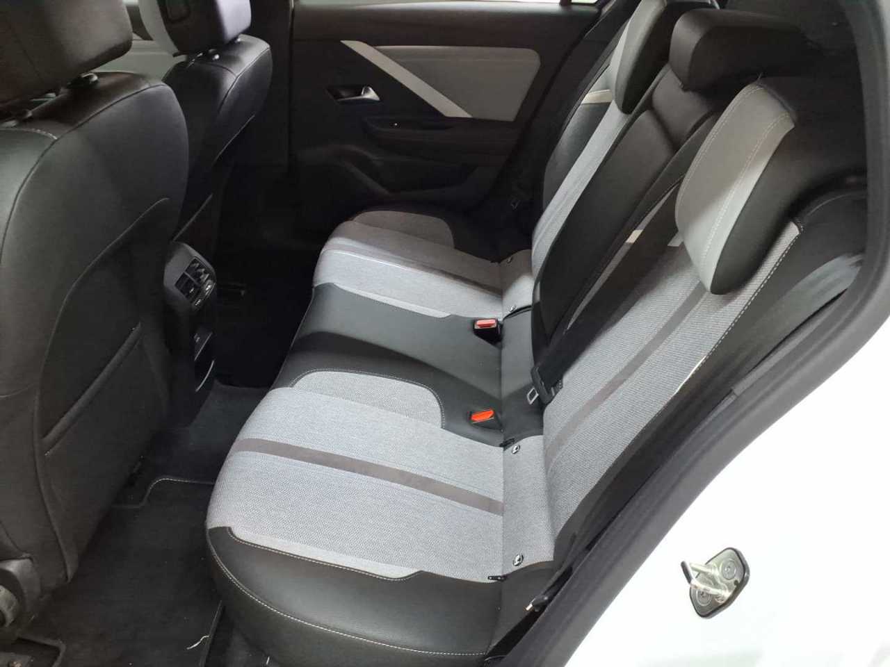 Opel Astra Sports Tourer 1.5 D Automatik Business Elegance 13