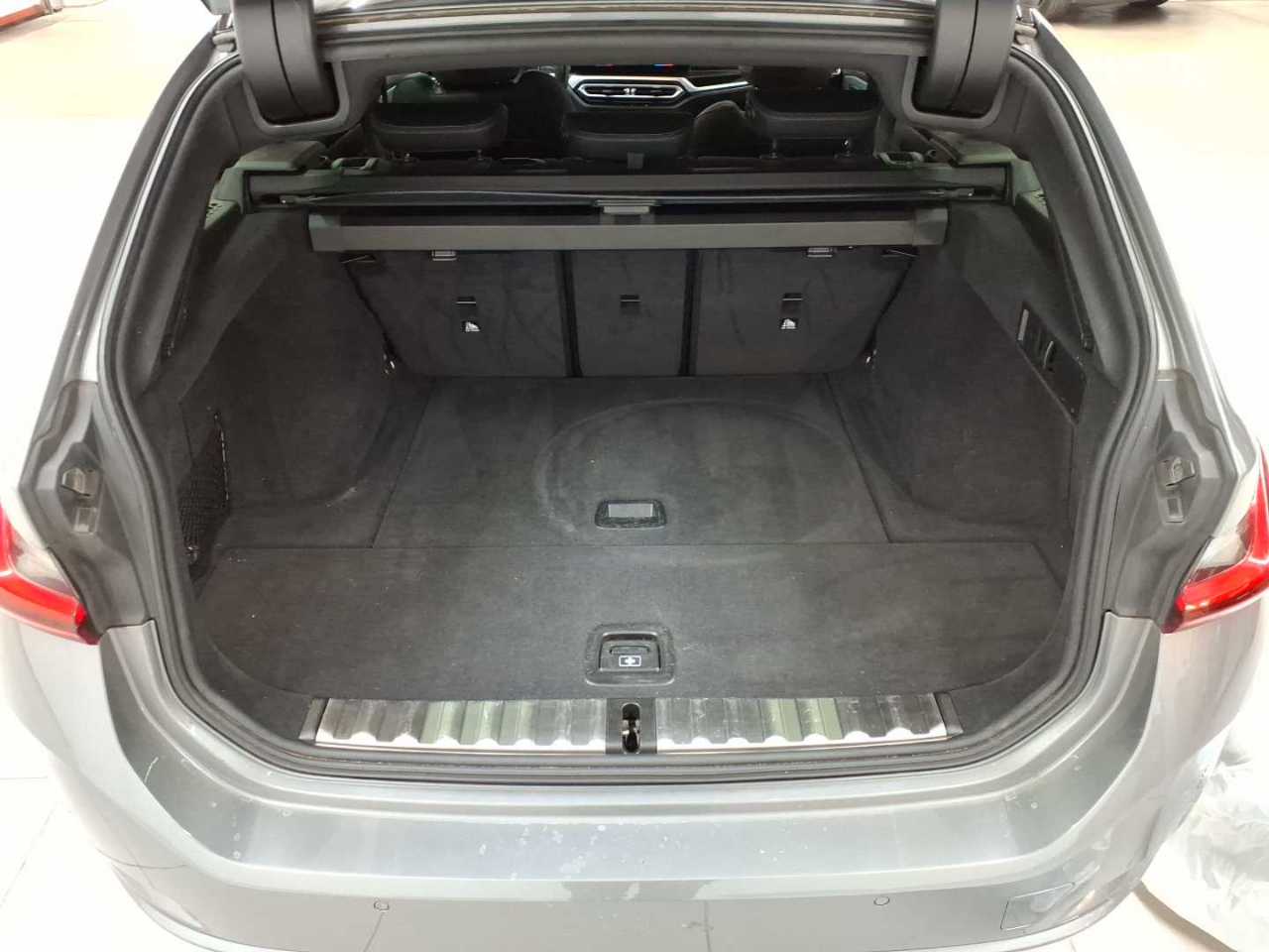 Bmw 318d Touring Aut. 15