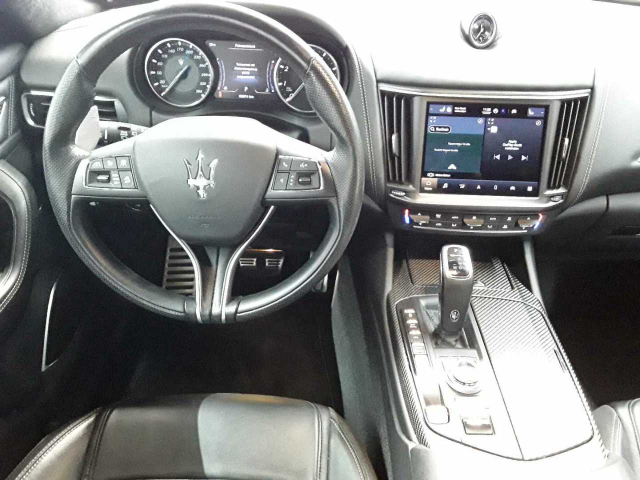 Maserati Levante Trofeo 10