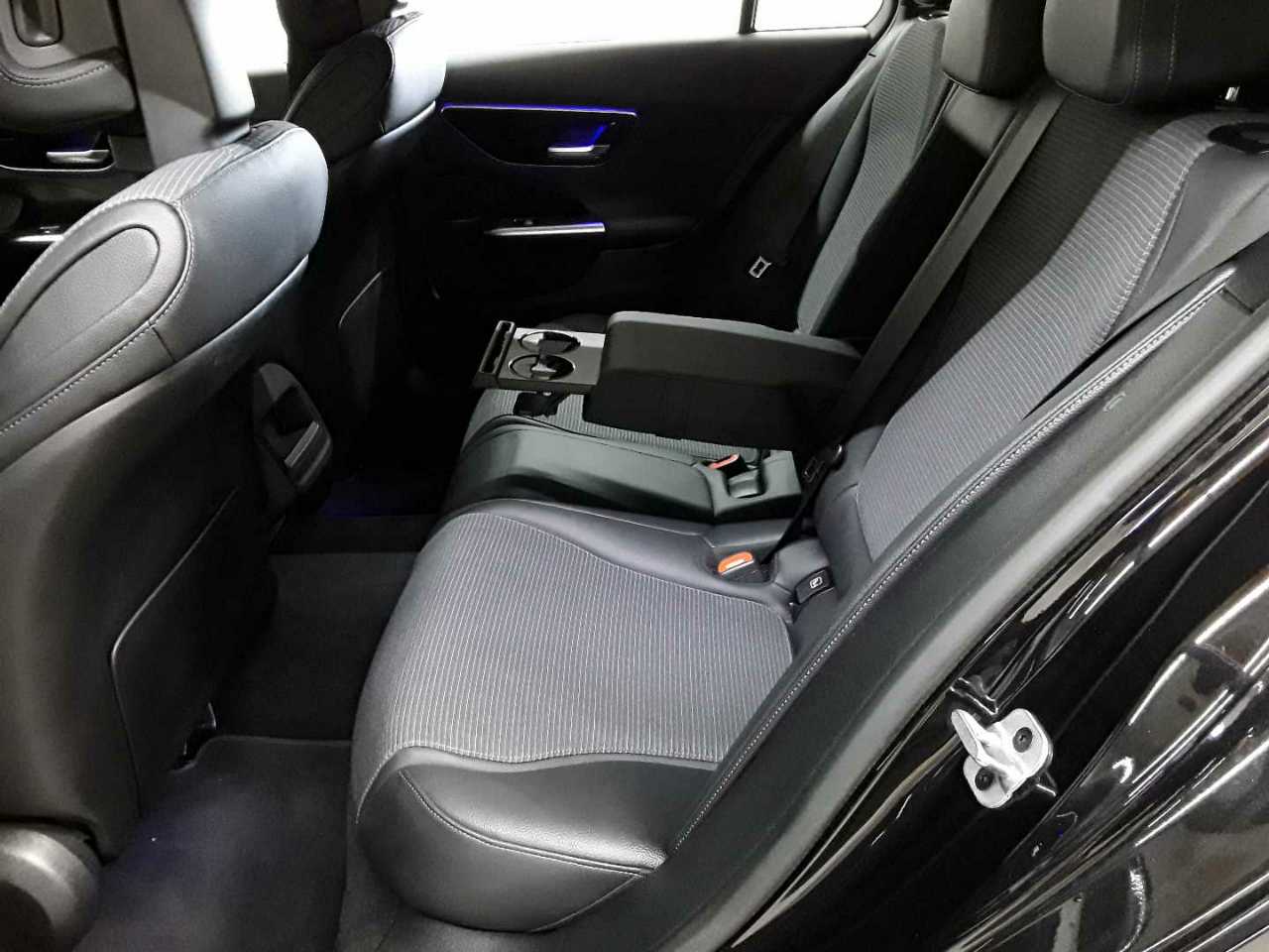 Mercedes-Benz C 220 d T 9G-TRONIC Avantgarde 13