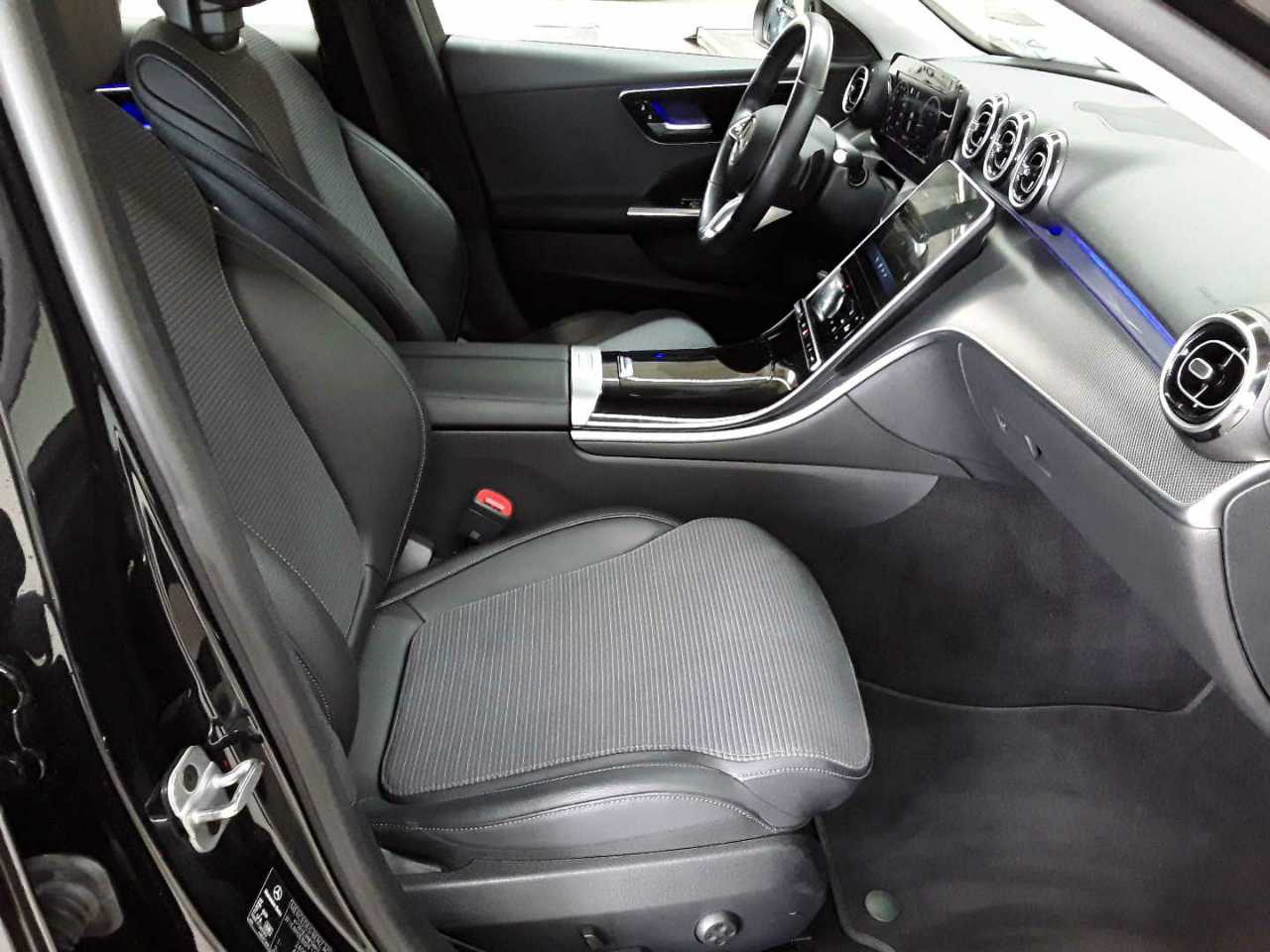 Mercedes-Benz C 220 d T 9G-TRONIC Avantgarde 8
