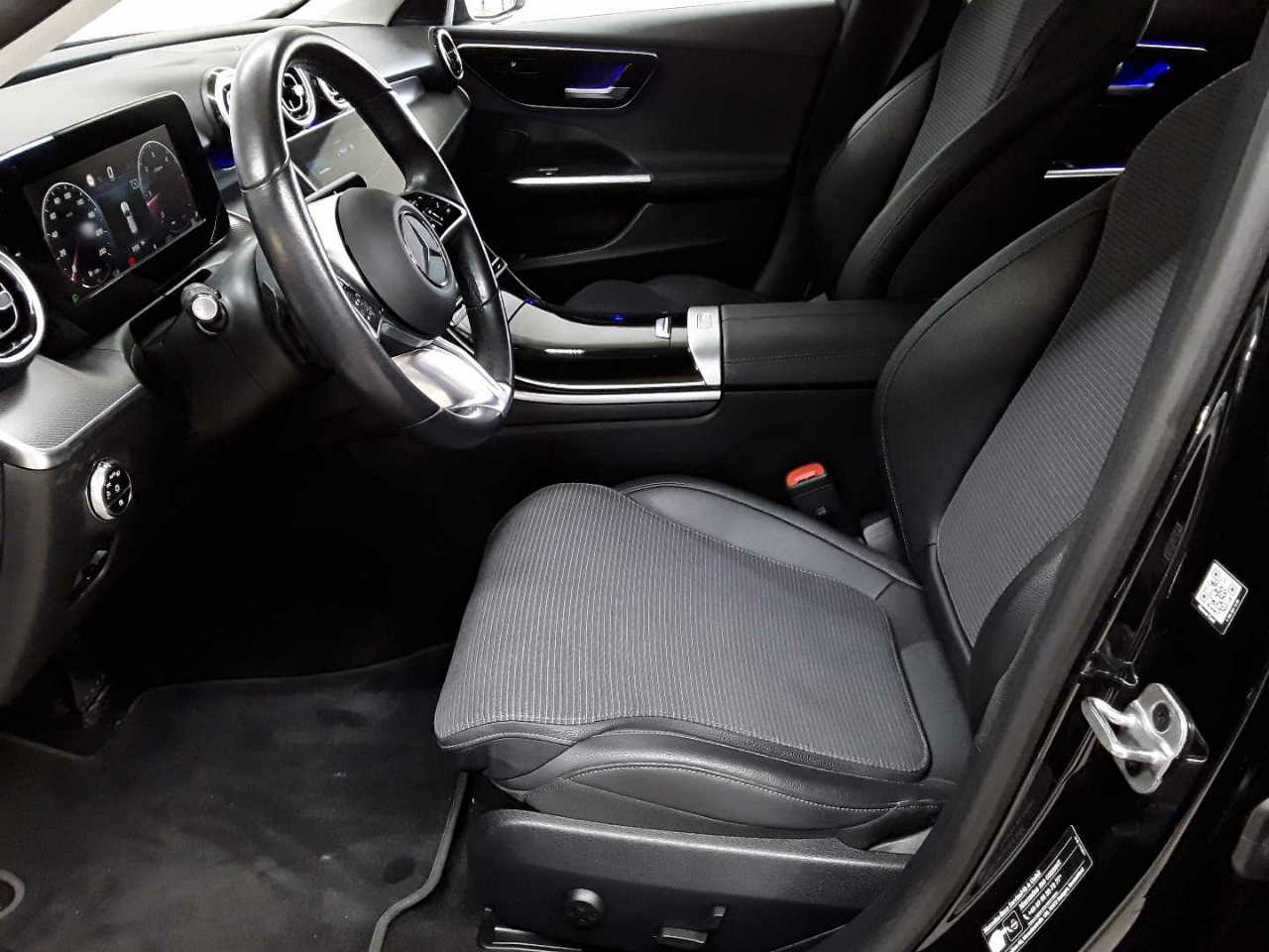 Mercedes-Benz C 220 d T 9G-TRONIC Avantgarde 7