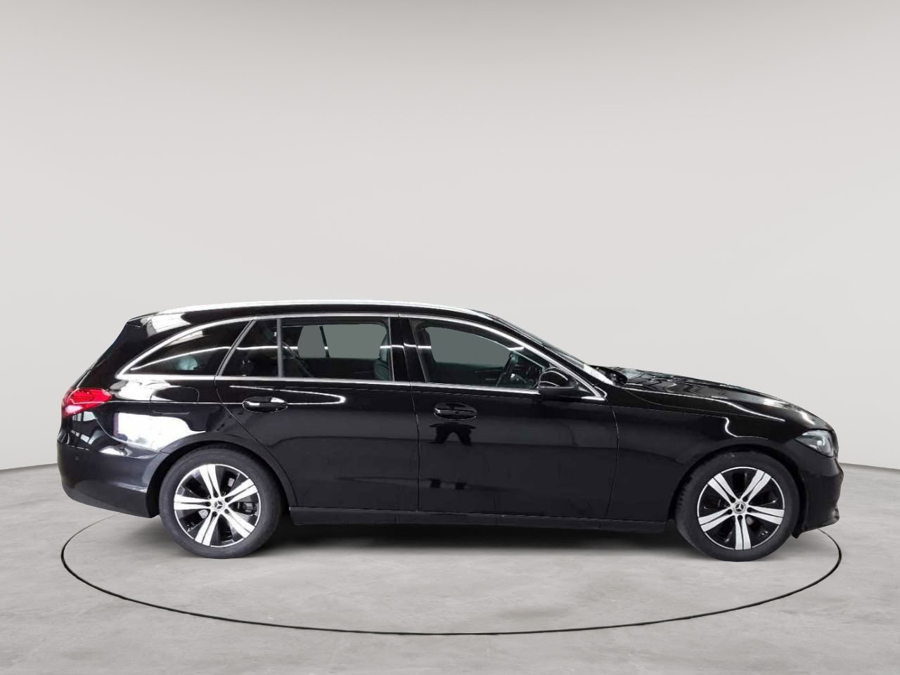 Mercedes-Benz C 220 d T 9G-TRONIC Avantgarde 3