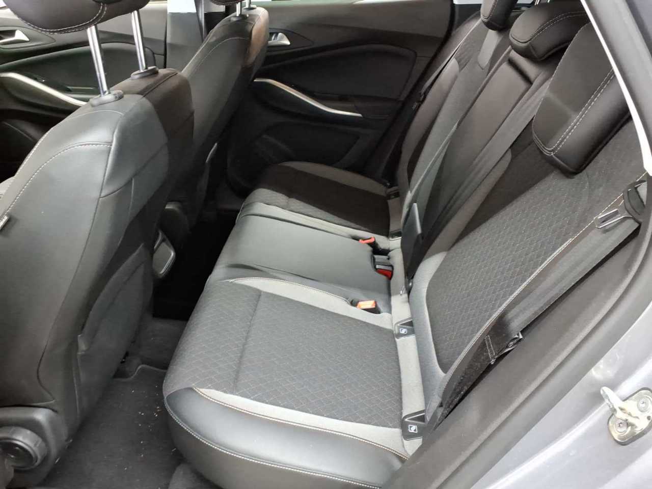 Opel Grandland 1.5 D Automatik GS Line 13