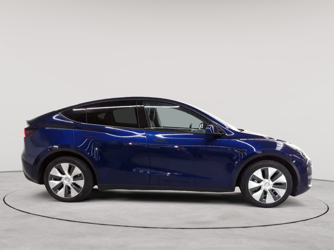 Tesla Model Y Long Range Dual Motor AWD 3