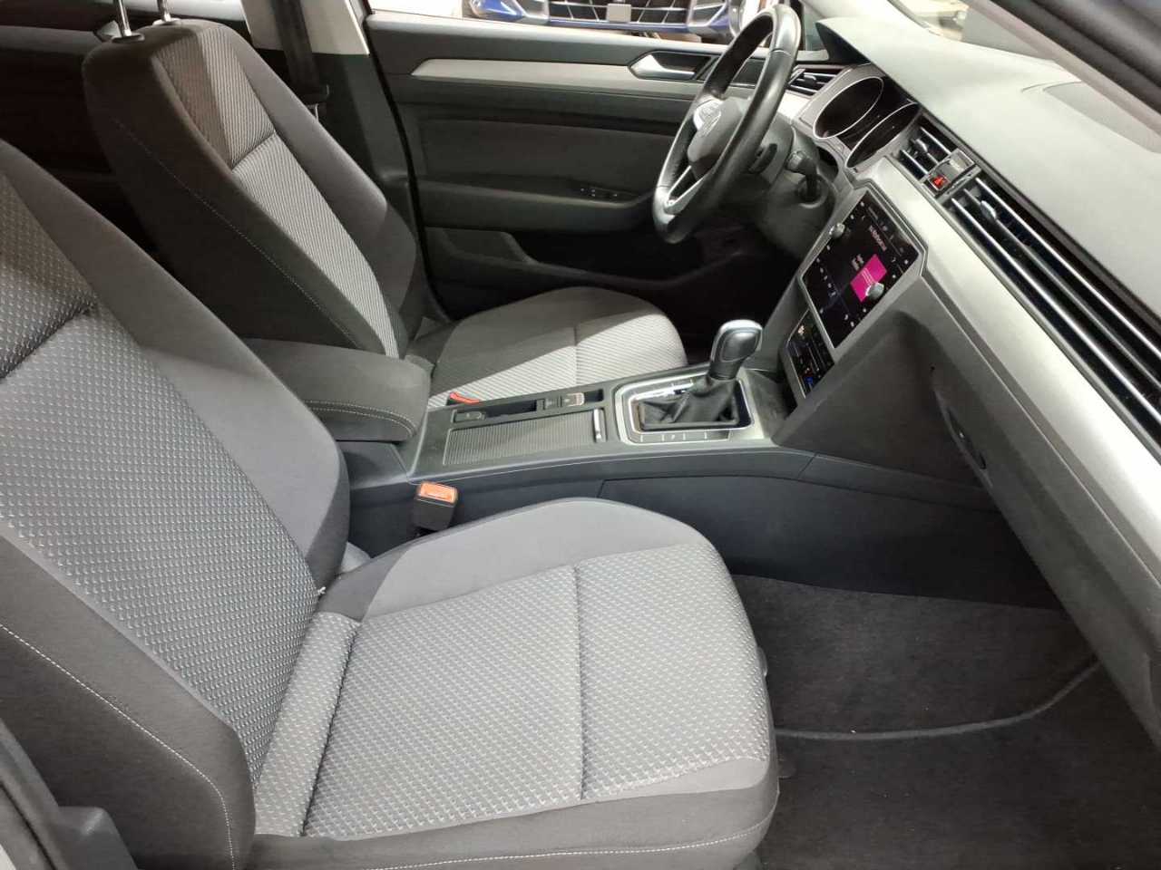 Volkswagen Passat Variant 1.5 TSI OPF DSG Conceptline 8