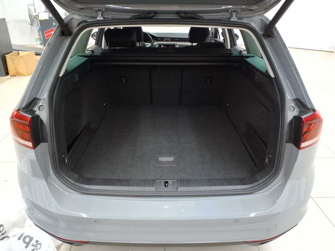 Volkswagen Passat Variant 1.5 TSI OPF DSG Conceptline 15