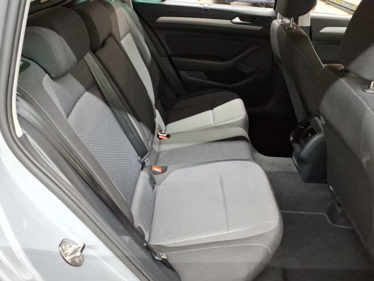 Volkswagen Passat Variant 1.5 TSI OPF DSG Conceptline 14