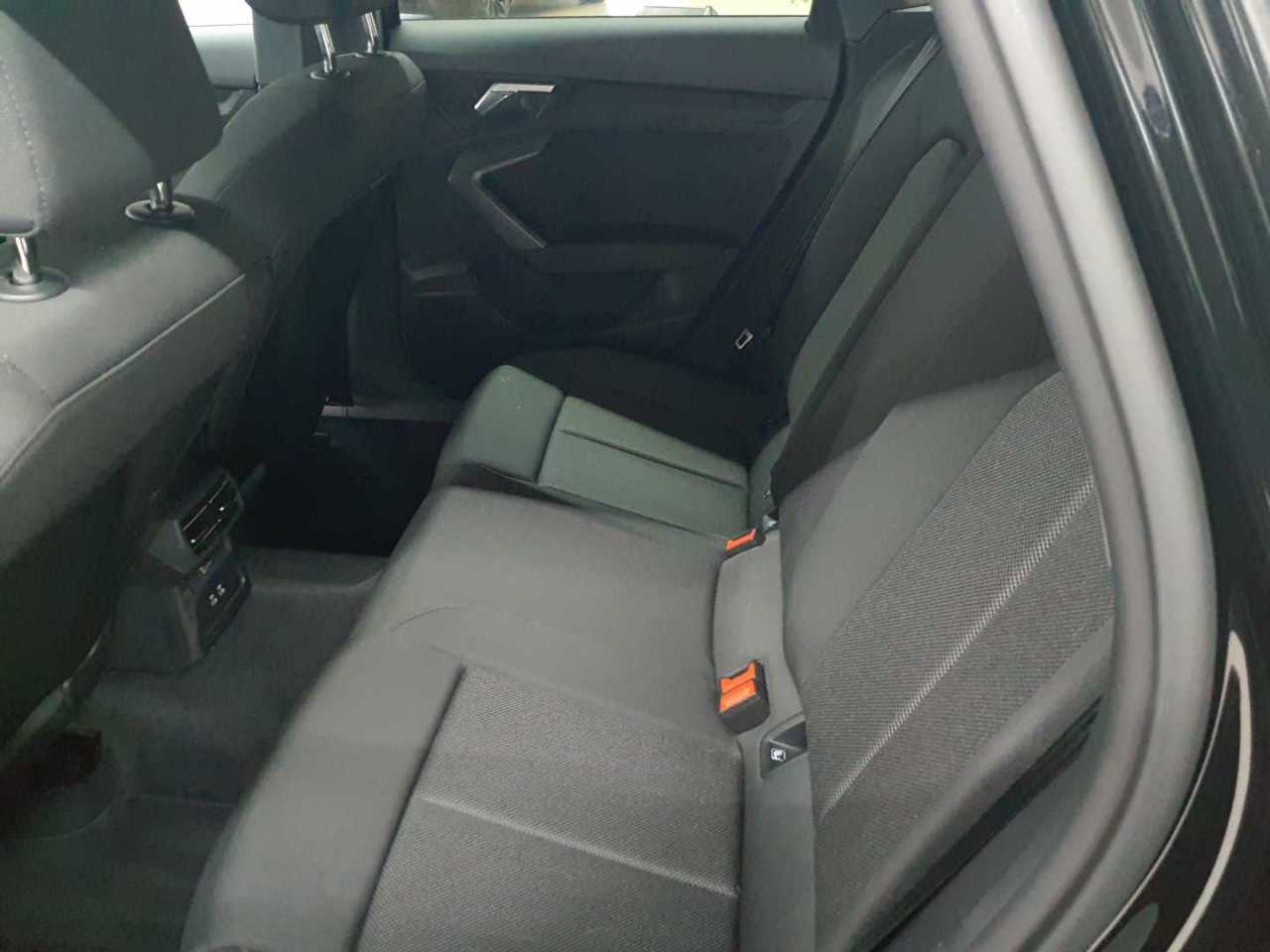 Audi A3 30 TFSI Sportback S tronic advanced 13