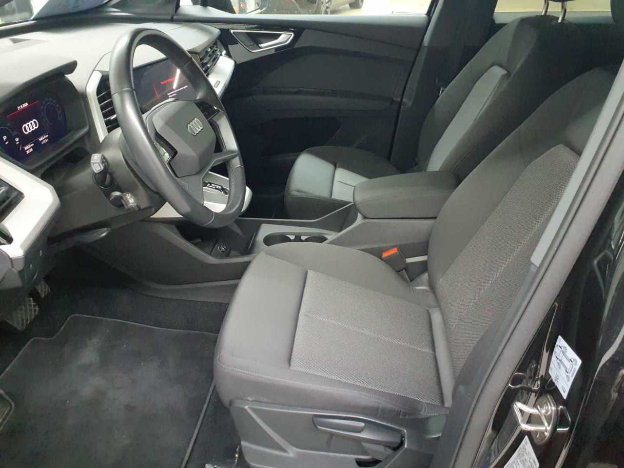 Audi Q4 e-tron 45 quattro 7