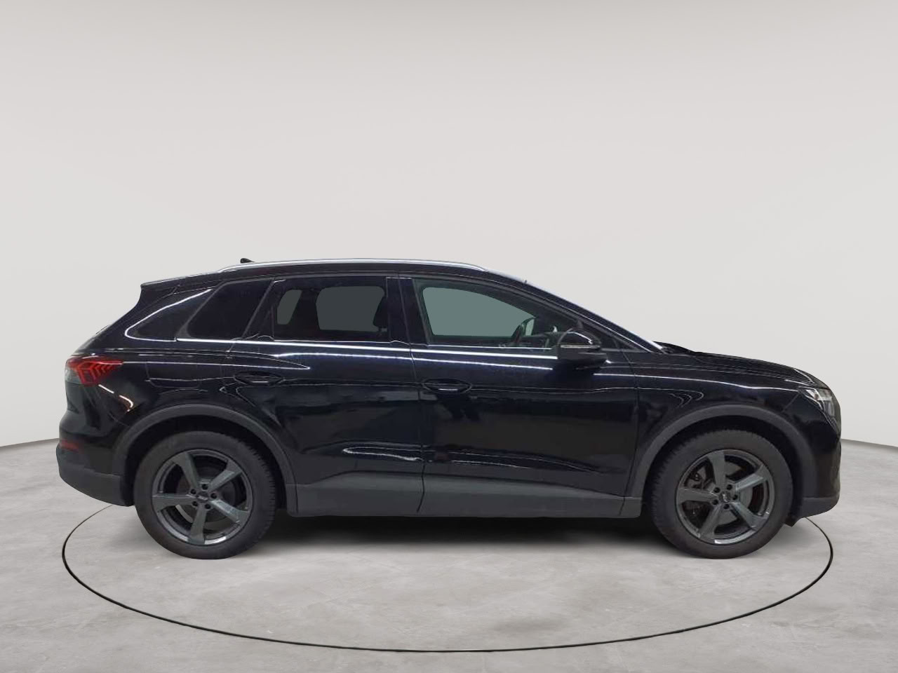 Audi Q4 e-tron 45 quattro 3