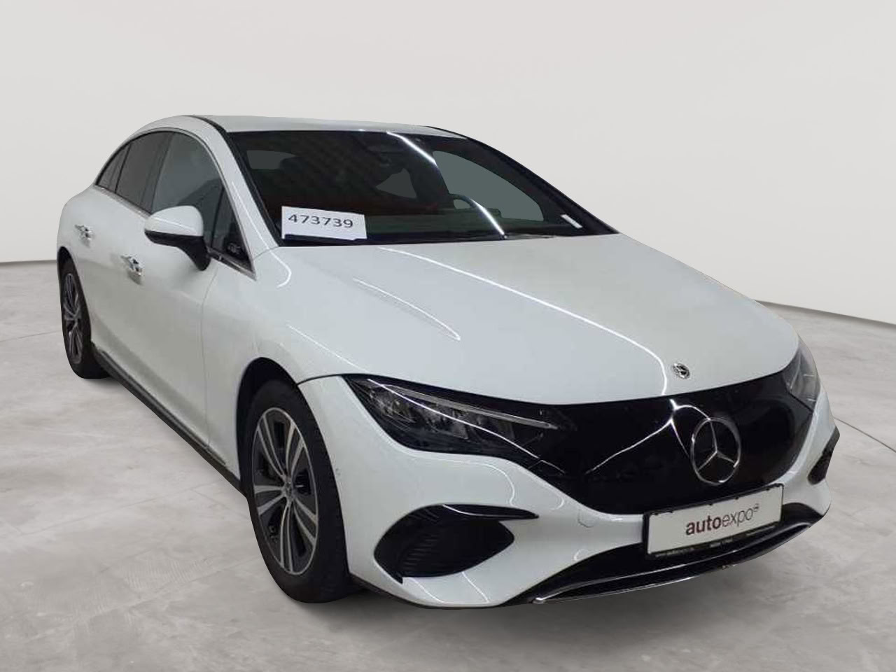 Mercedes-Benz EQE 300 Electric Art
