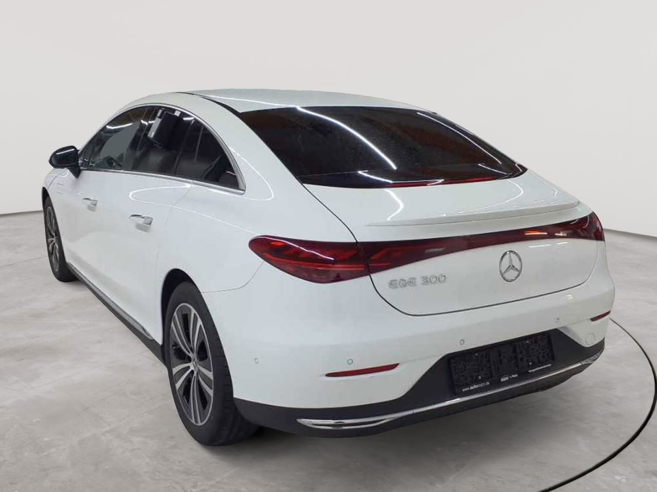 Mercedes-Benz EQE 300 Electric Art 5