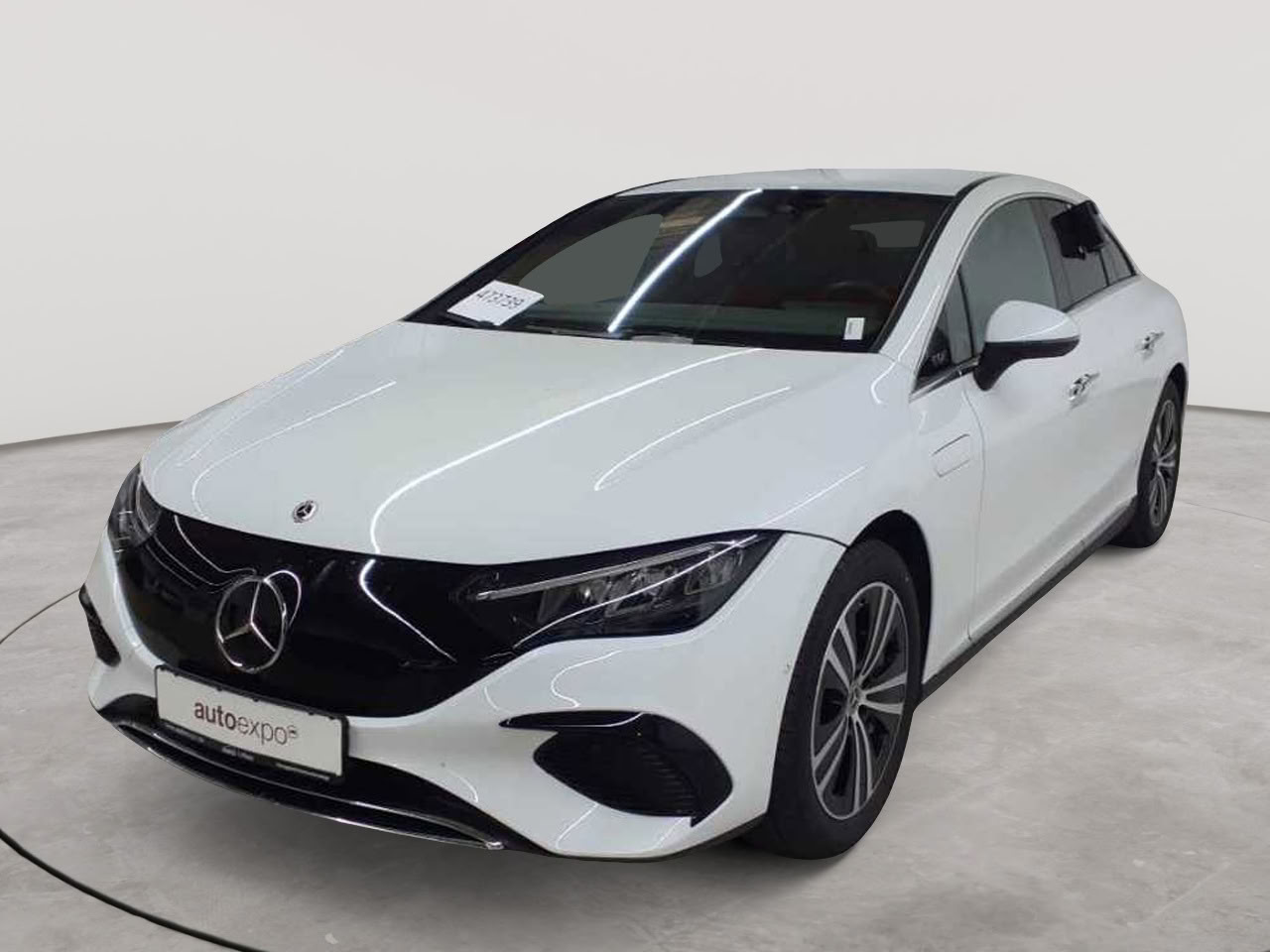 Mercedes-Benz EQE 300 Electric Art 2