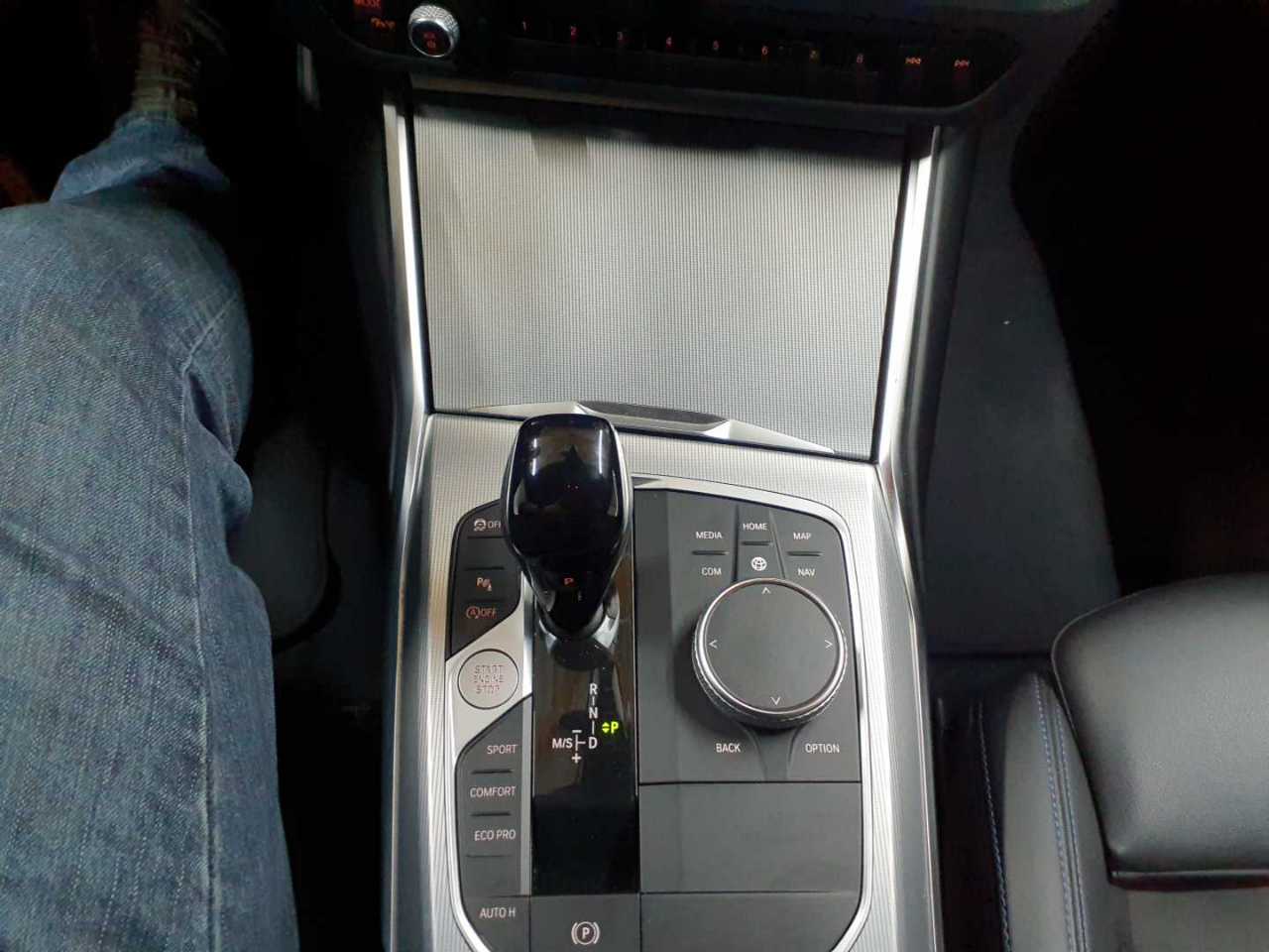 BMW 320i Touring Aut. M Sport 10
