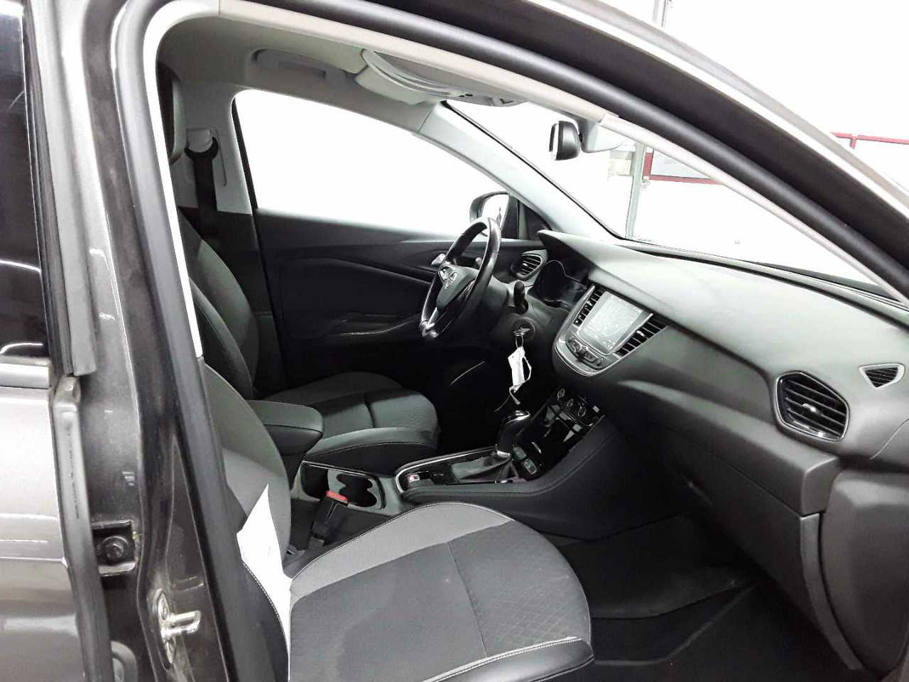 Opel Grandland X 1.5 D Start/Stop Automatik Business Edition 8