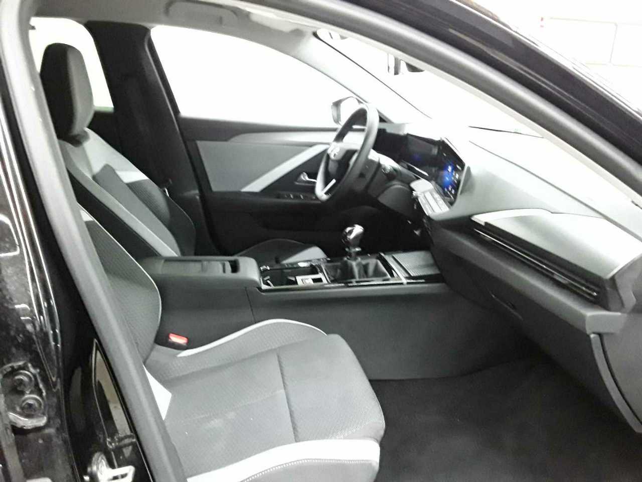 Opel Astra Sports Tourer 1.2 Turbo Enjoy 8