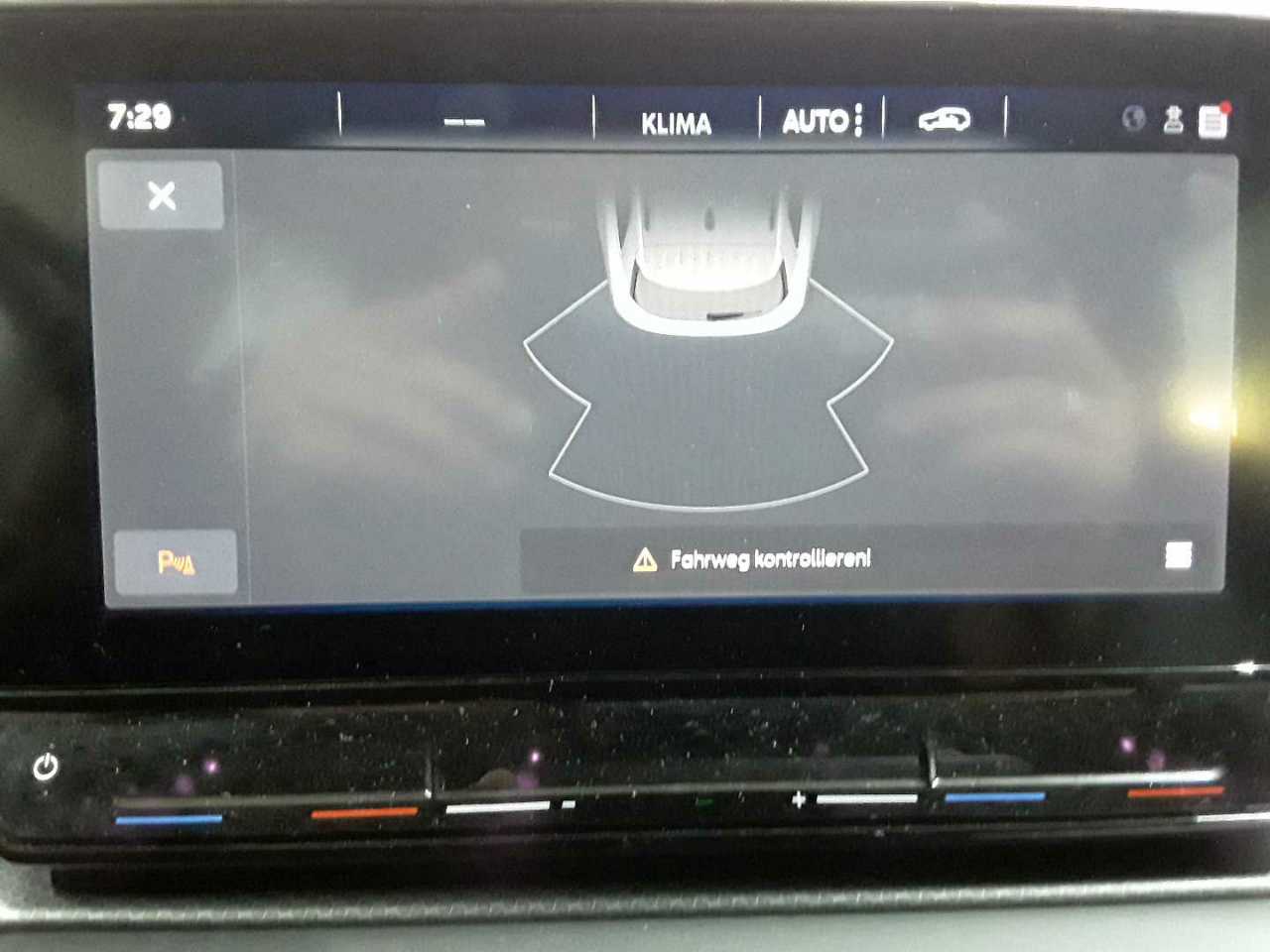 Seat Leon Sportstourer 2.0 TDI DSG Style 16