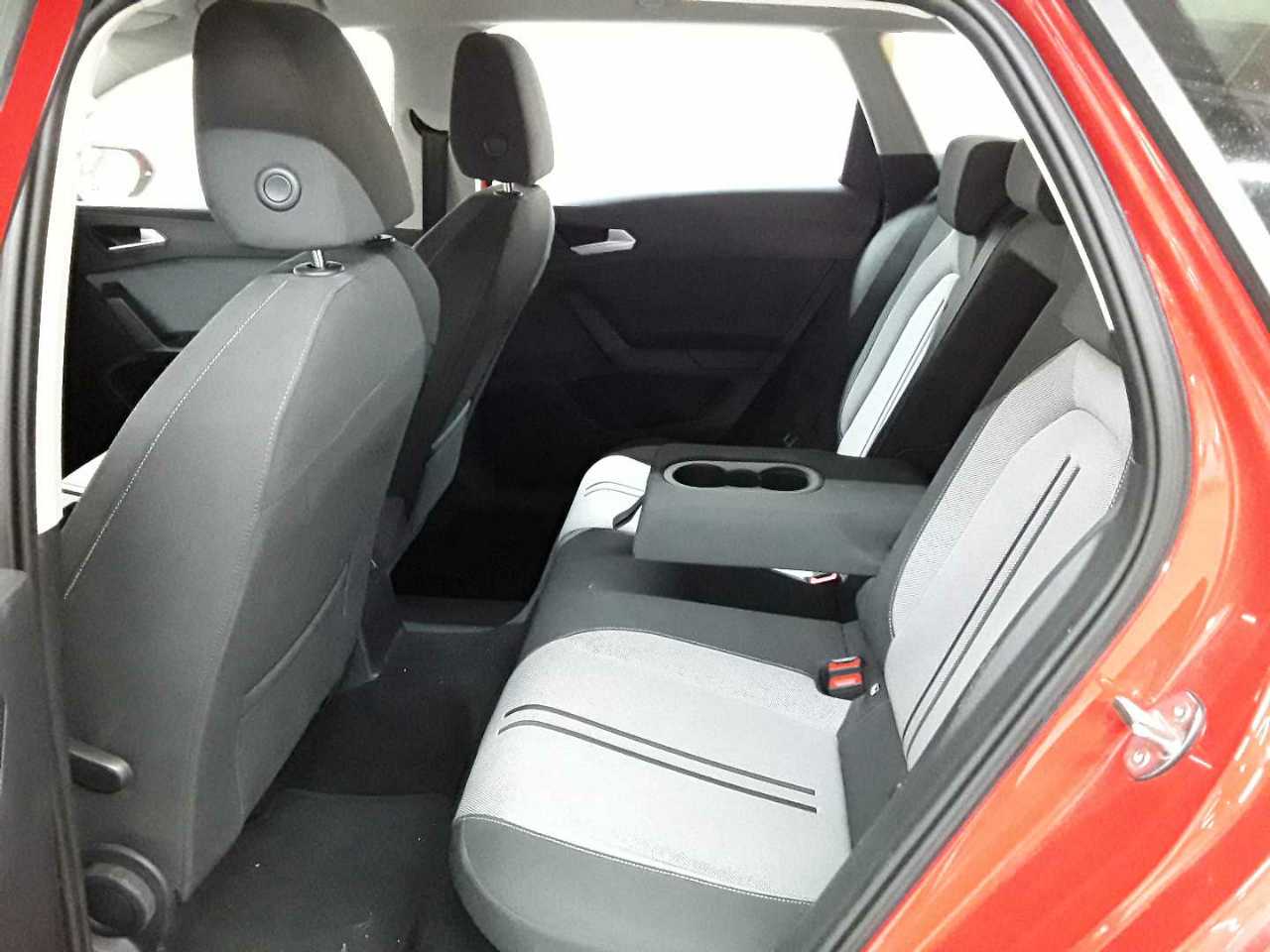 Seat Leon Sportstourer 2.0 TDI DSG Style 13