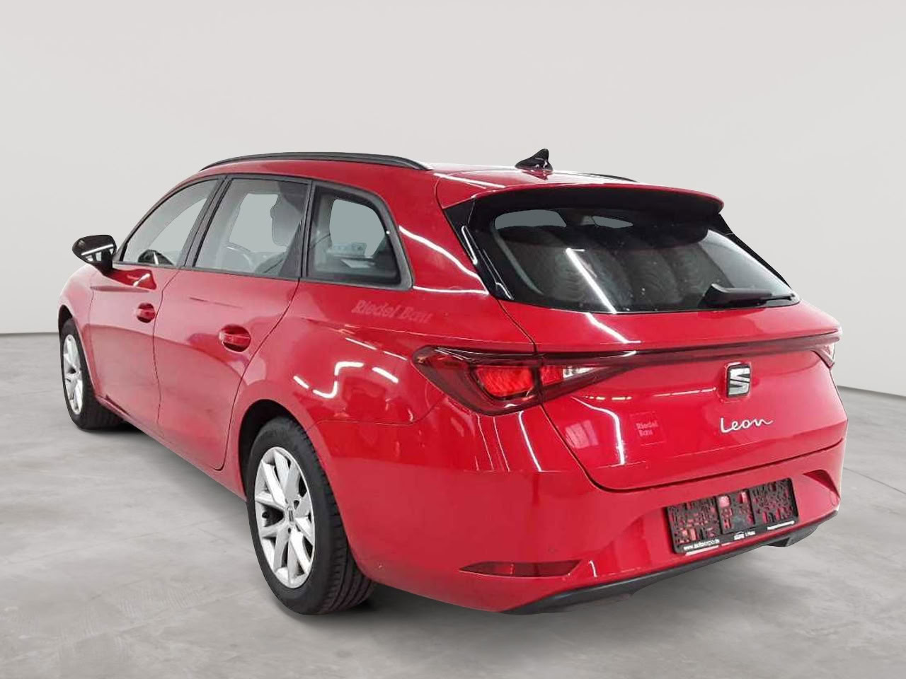 Seat Leon Sportstourer 2.0 TDI DSG Style 5
