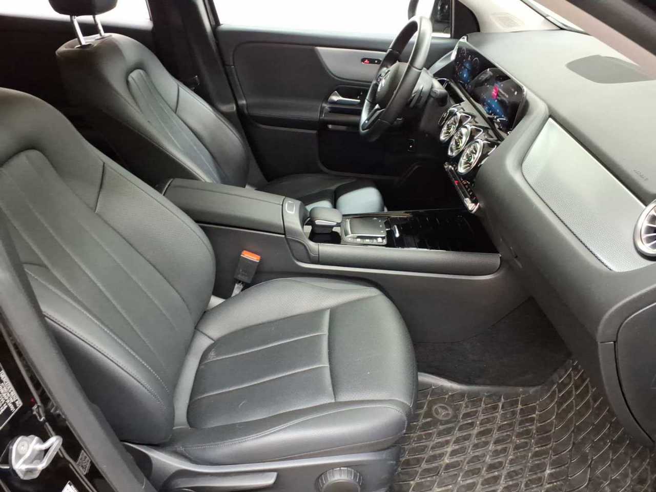 Mercedes-Benz GLA 250 e 8G-DCT Style 8