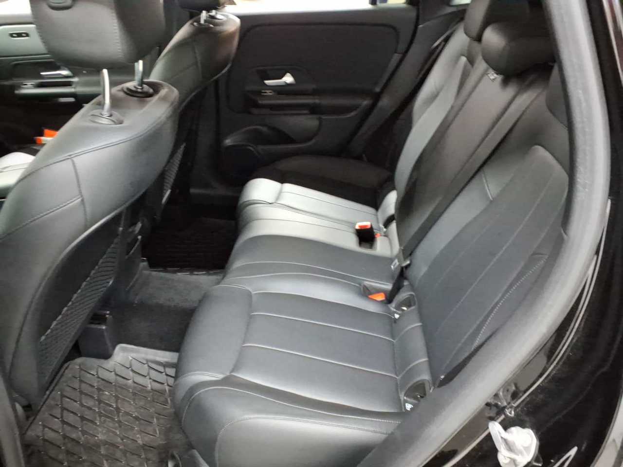 Mercedes-Benz GLA 250 e 8G-DCT Style 13
