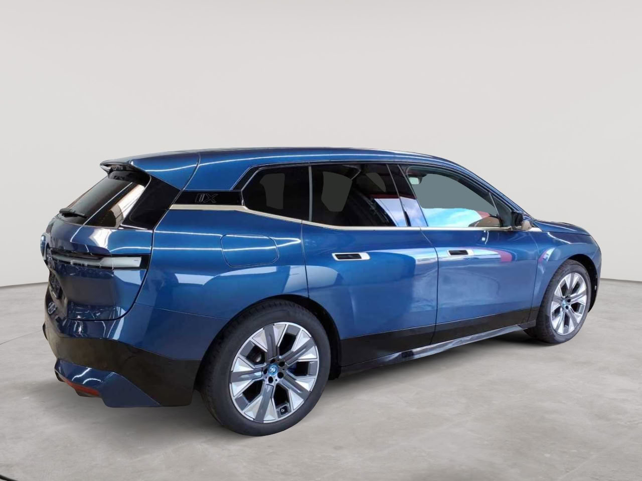 BMW iX xDrive40 3