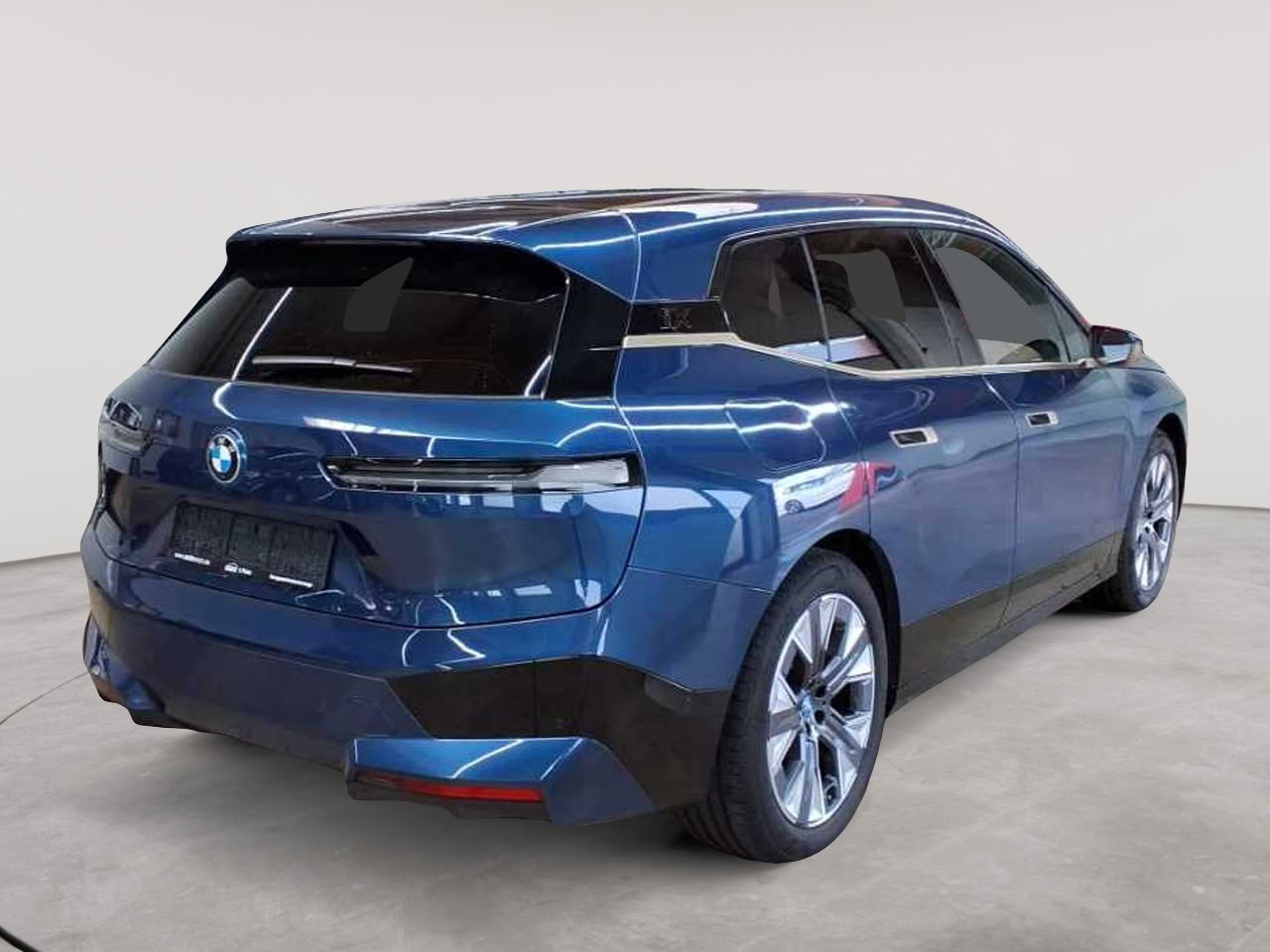 BMW iX xDrive40 4
