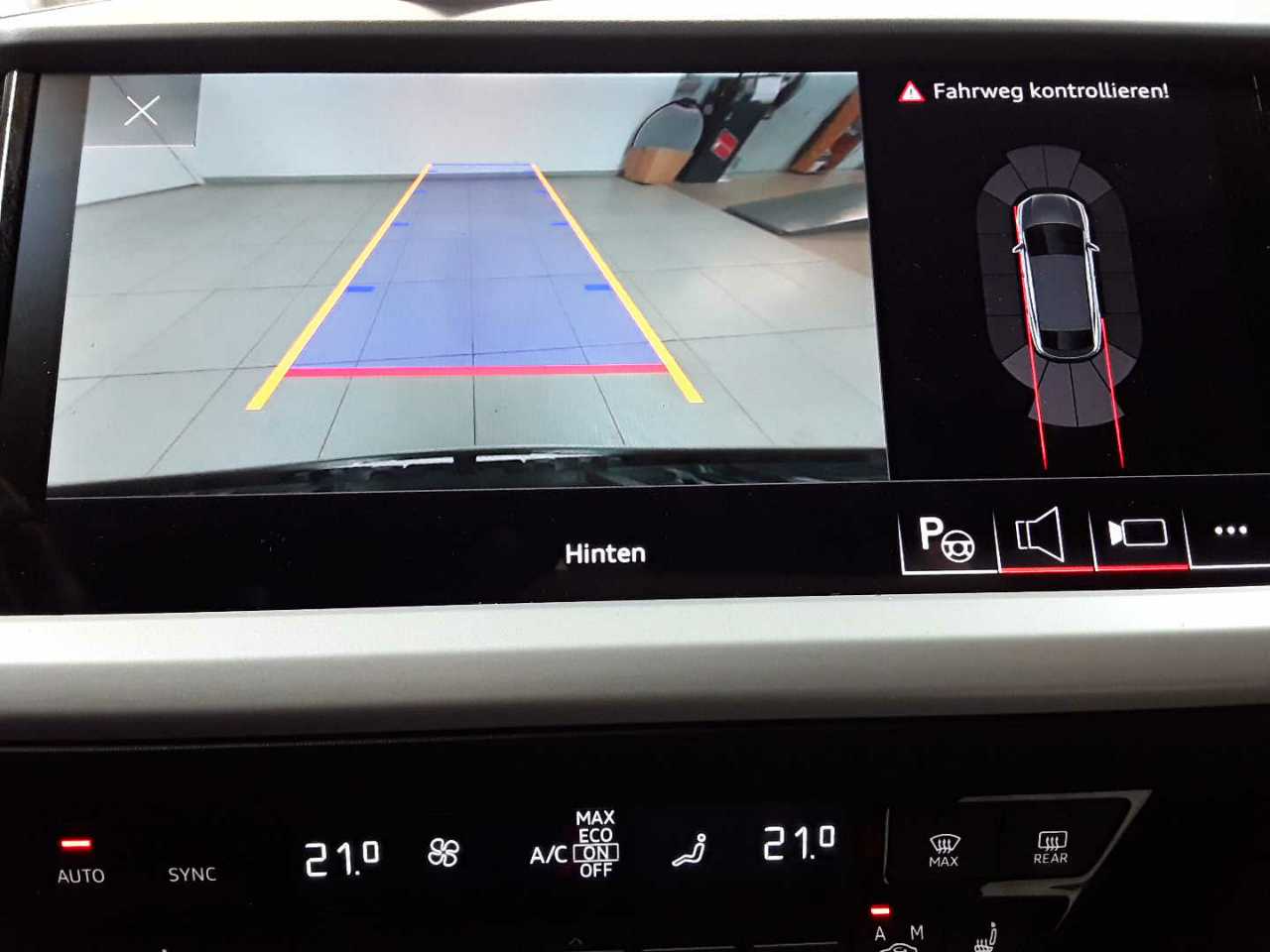 Audi Q4 e-tron 40 Sportback 16