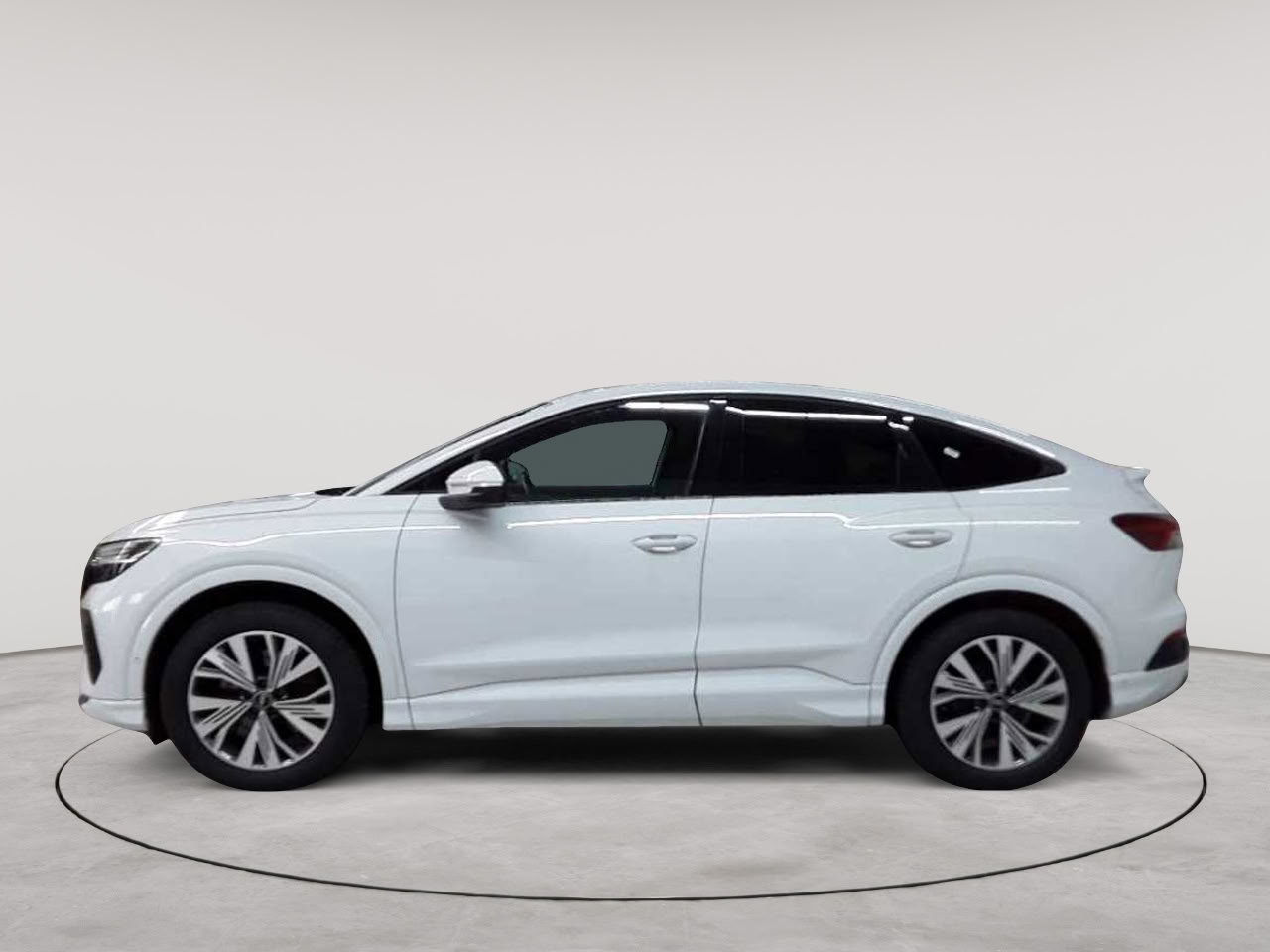 Audi Q4 e-tron 40 Sportback 6
