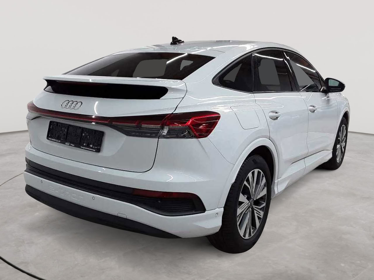 Audi Q4 e-tron 40 Sportback 4