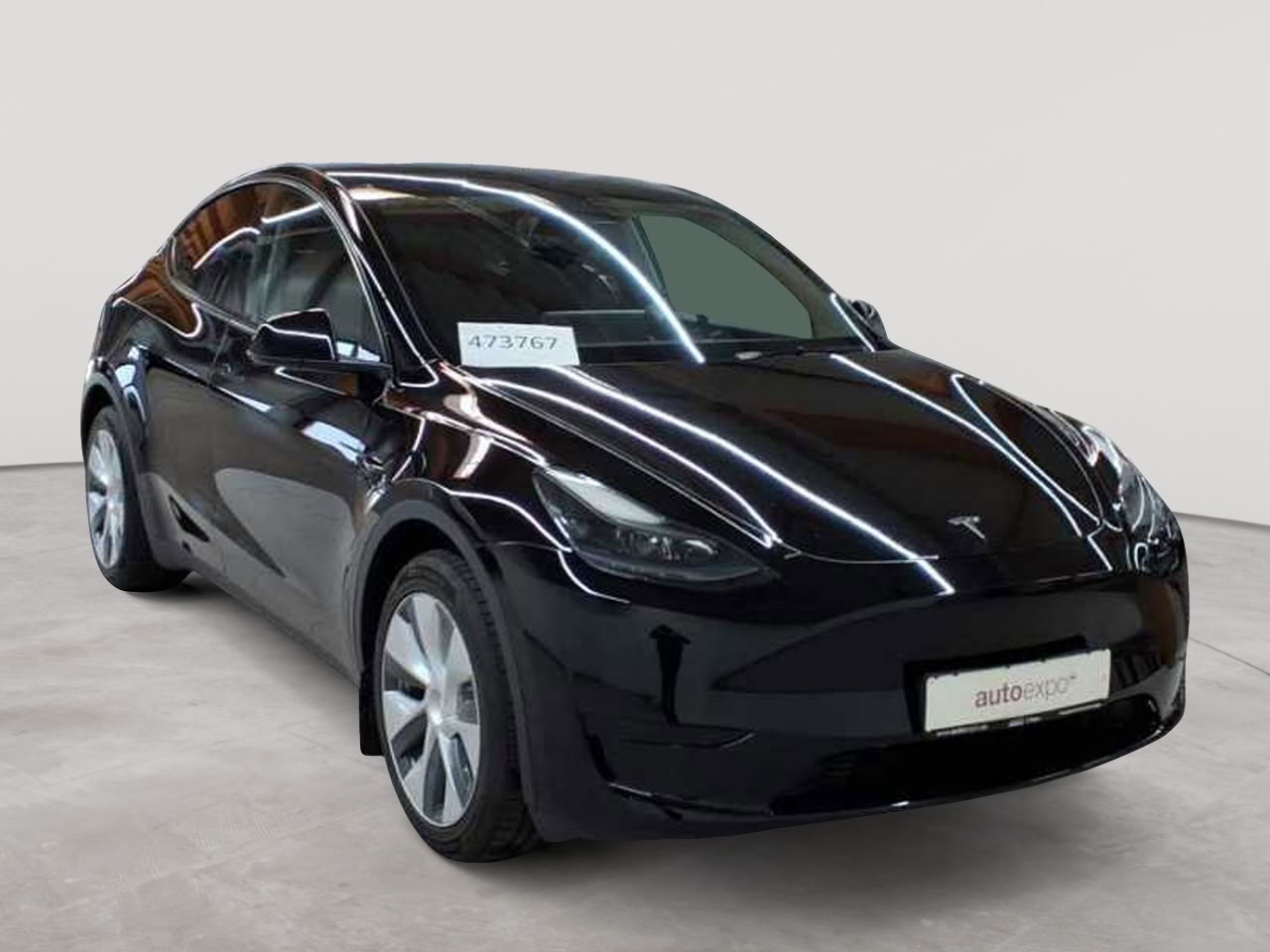Tesla Model Y RWD