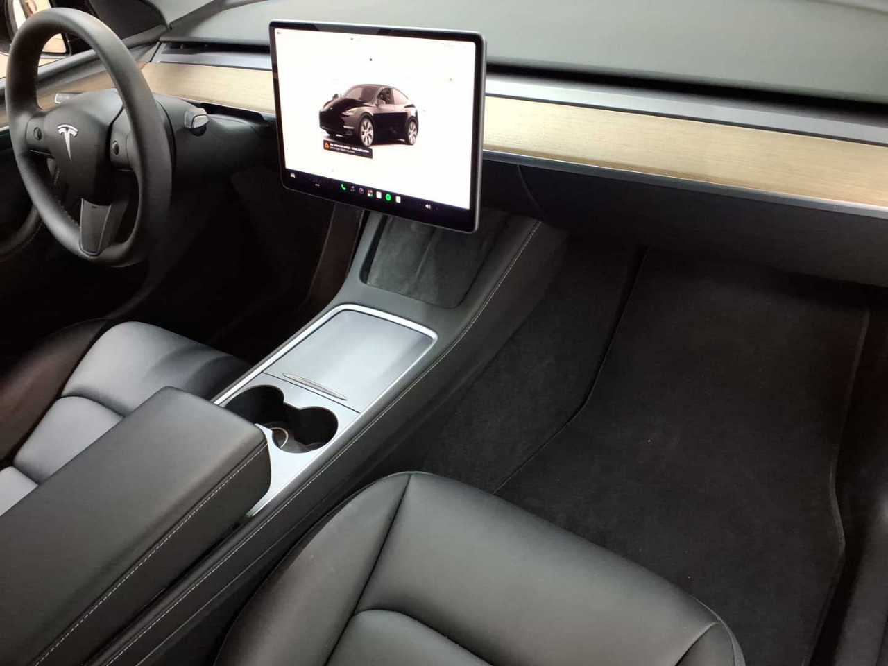 Tesla Model Y RWD 9
